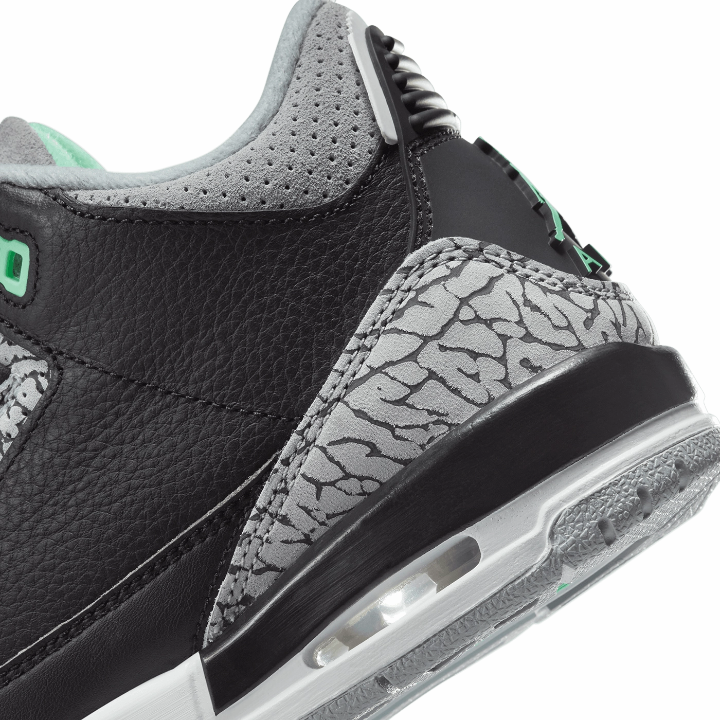Air Jordan 3 Retro 'Green Glow'