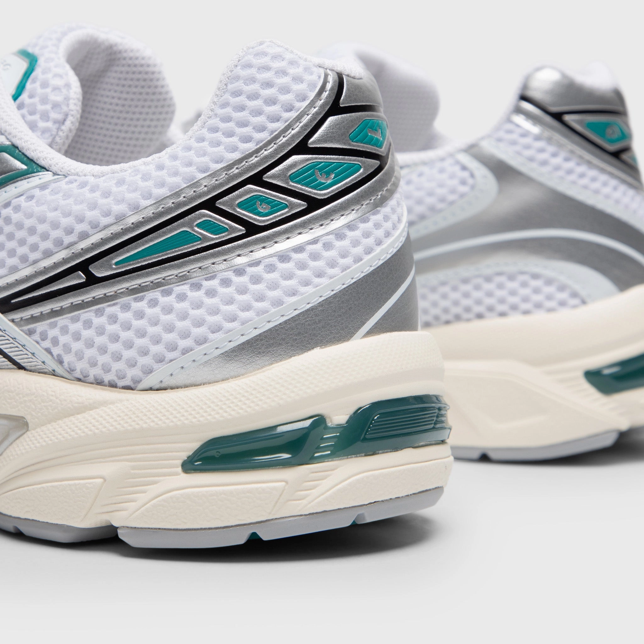 ASICS GEL-1130 White / Rainy Lake