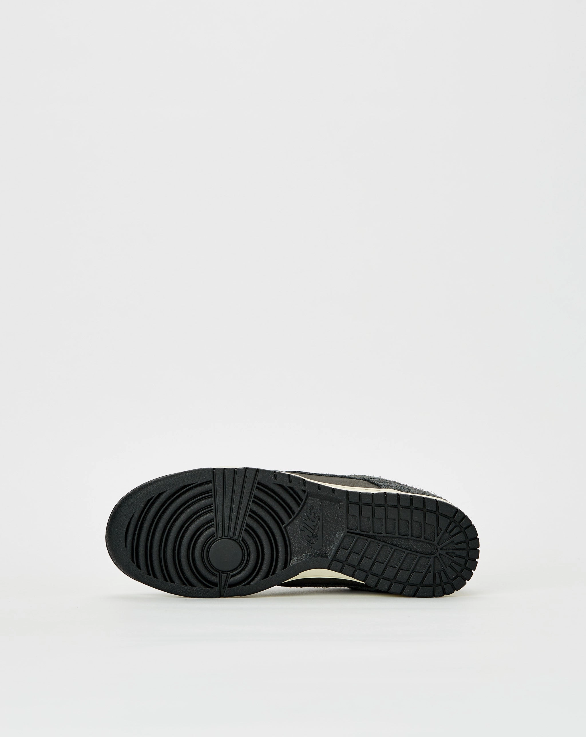 Dunk Low Retro Premium