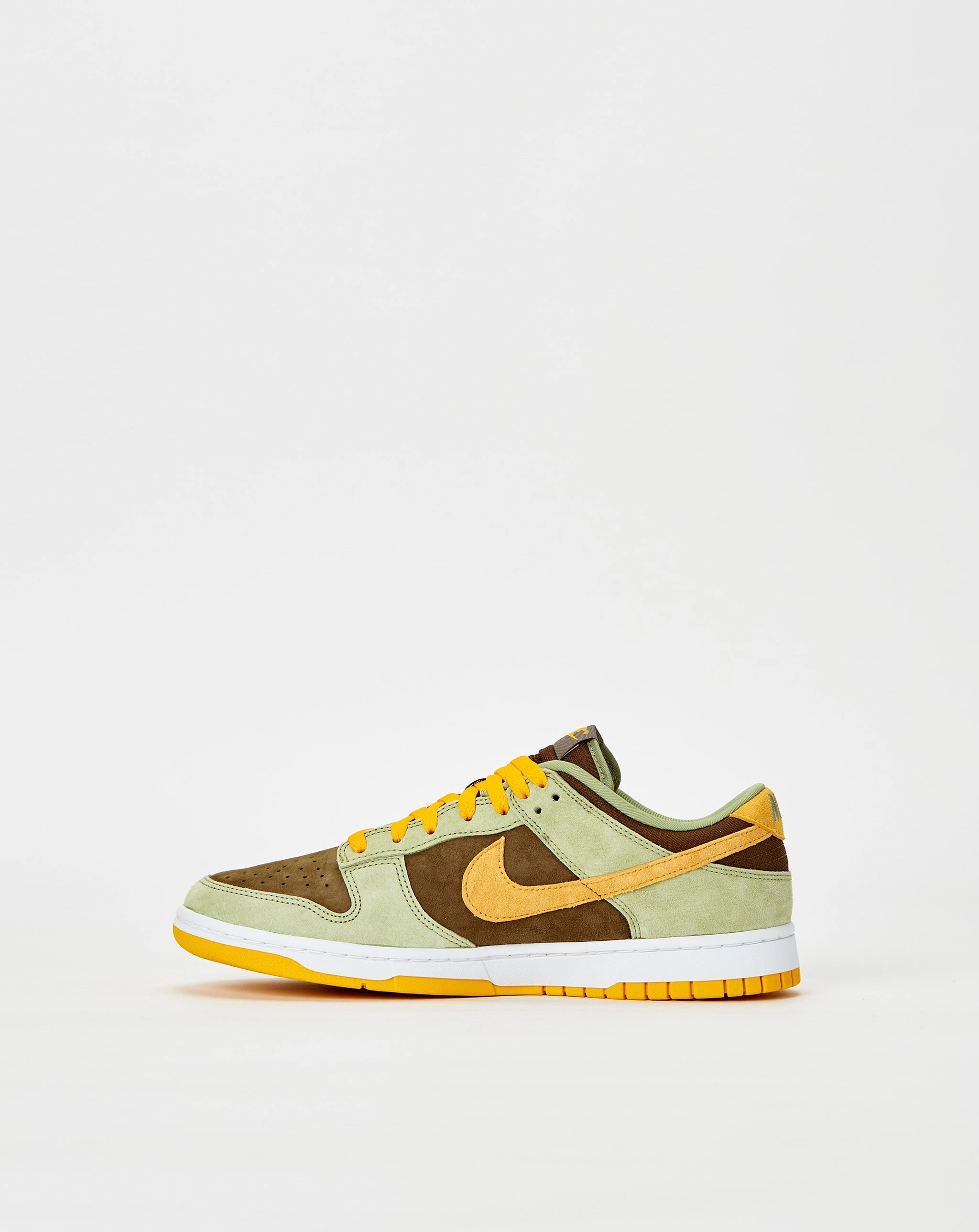 Dunk Low SE