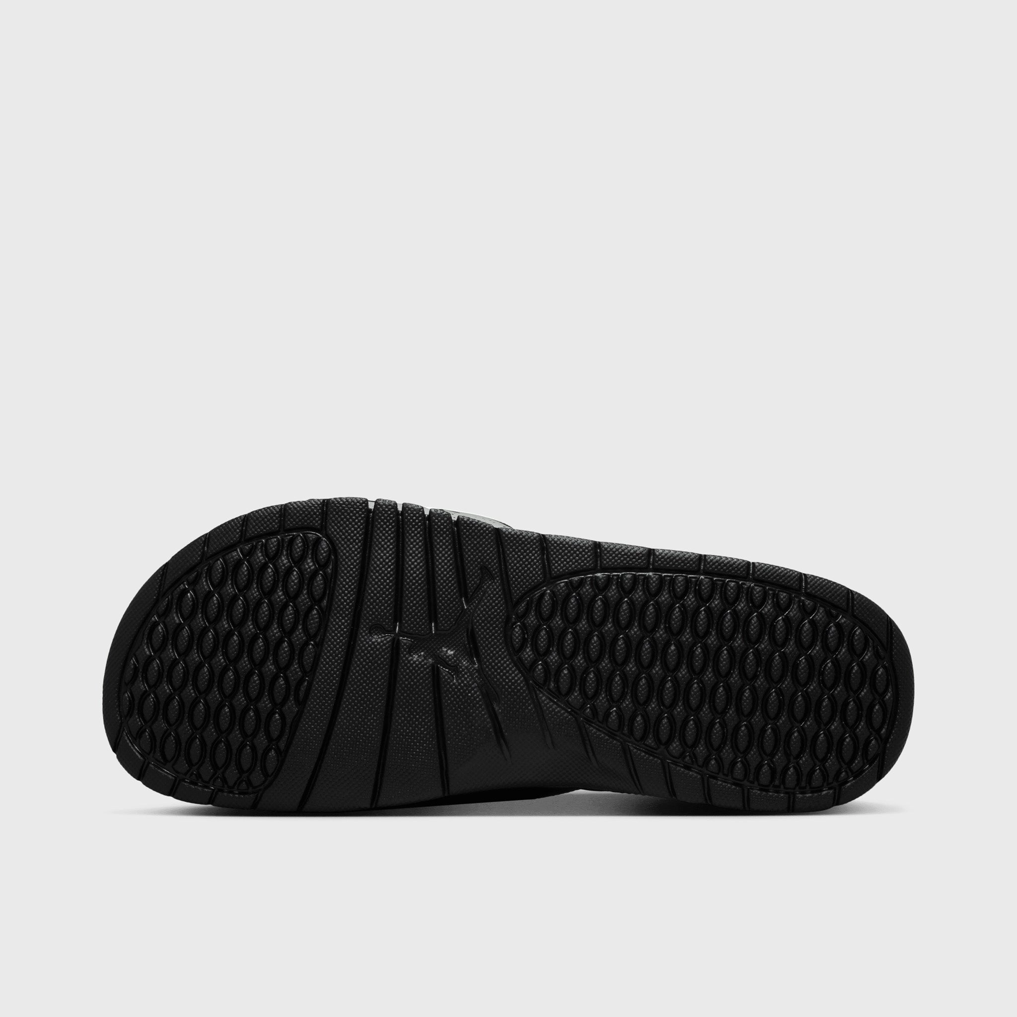 Jordan Hydro V Retro Black / Fire Red - Silver