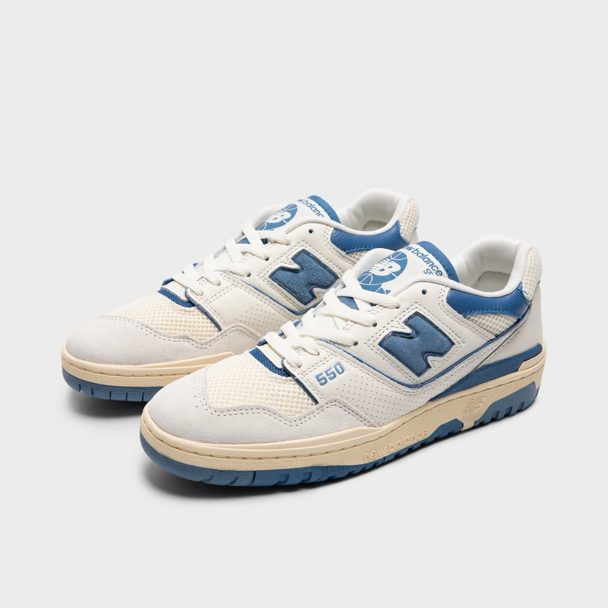 New Balance 550 White / Light Blue