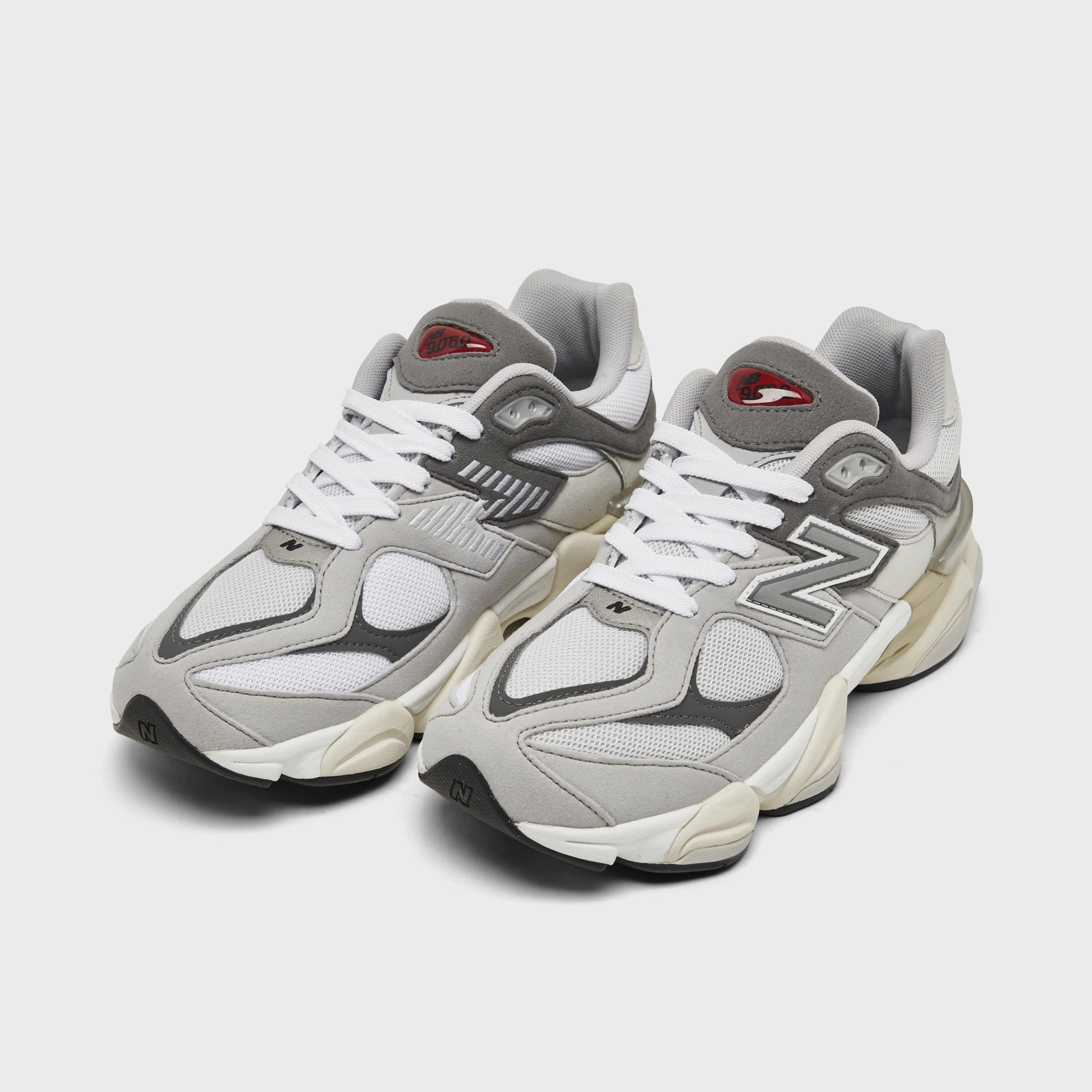 New Balance Juniors' 9060 Rain Cloud / Castlerock