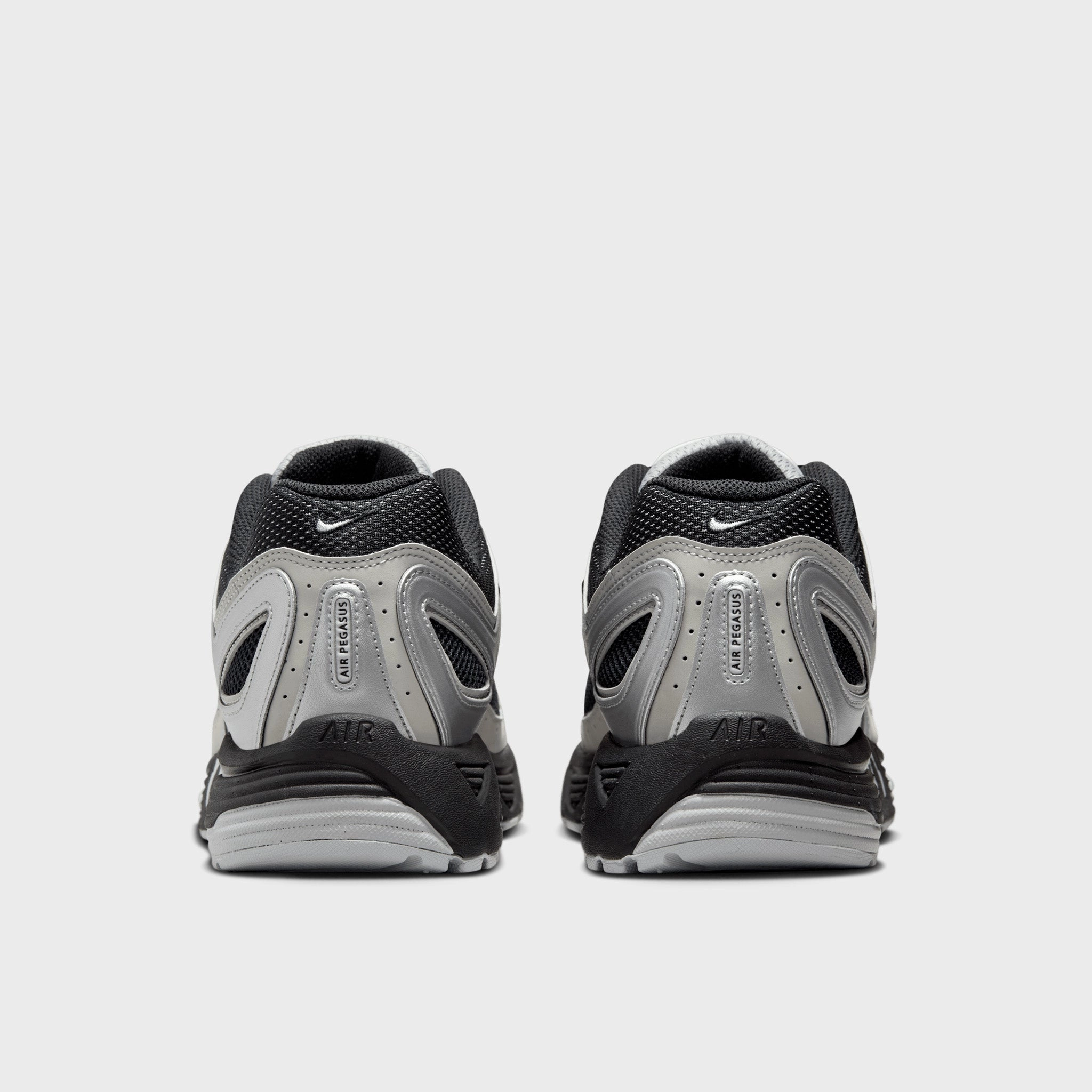 Nike Air Pegasus 2005 Metallic Silver / Metallic Platinum