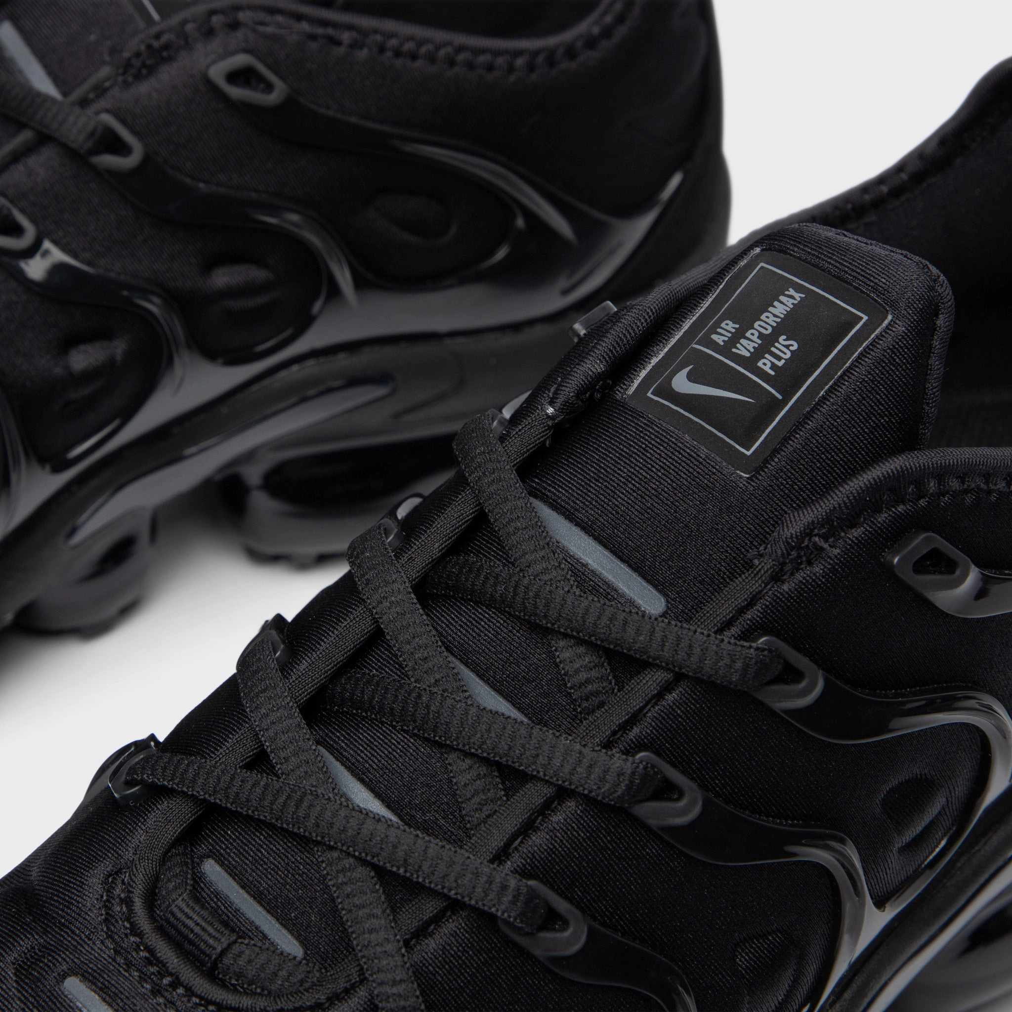 Nike Air Vapormax Plus Black / Black - Dark Grey