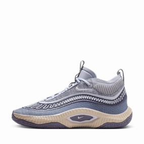 Nike Cosmic Unity 3 'Sisterhood'