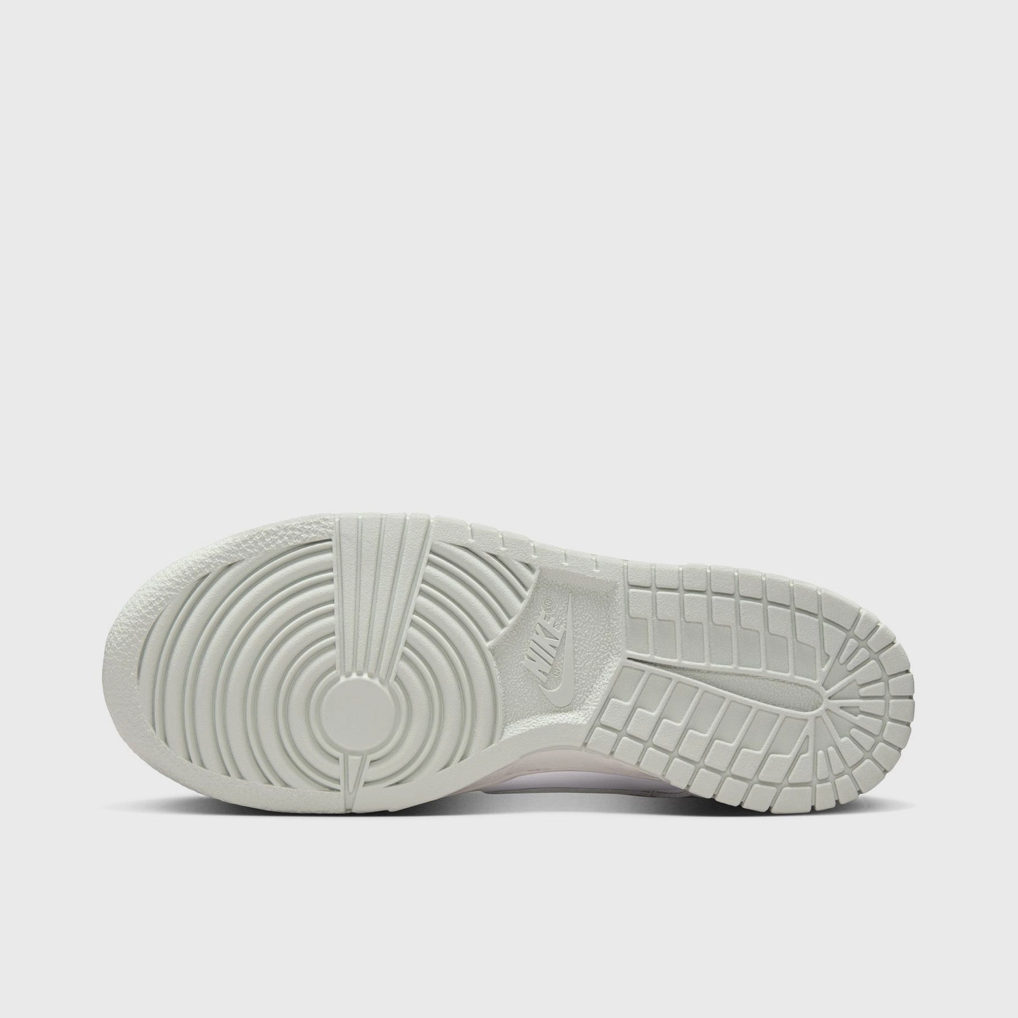 Nike Dunk Low GS White / Light Silver - Photon Dust