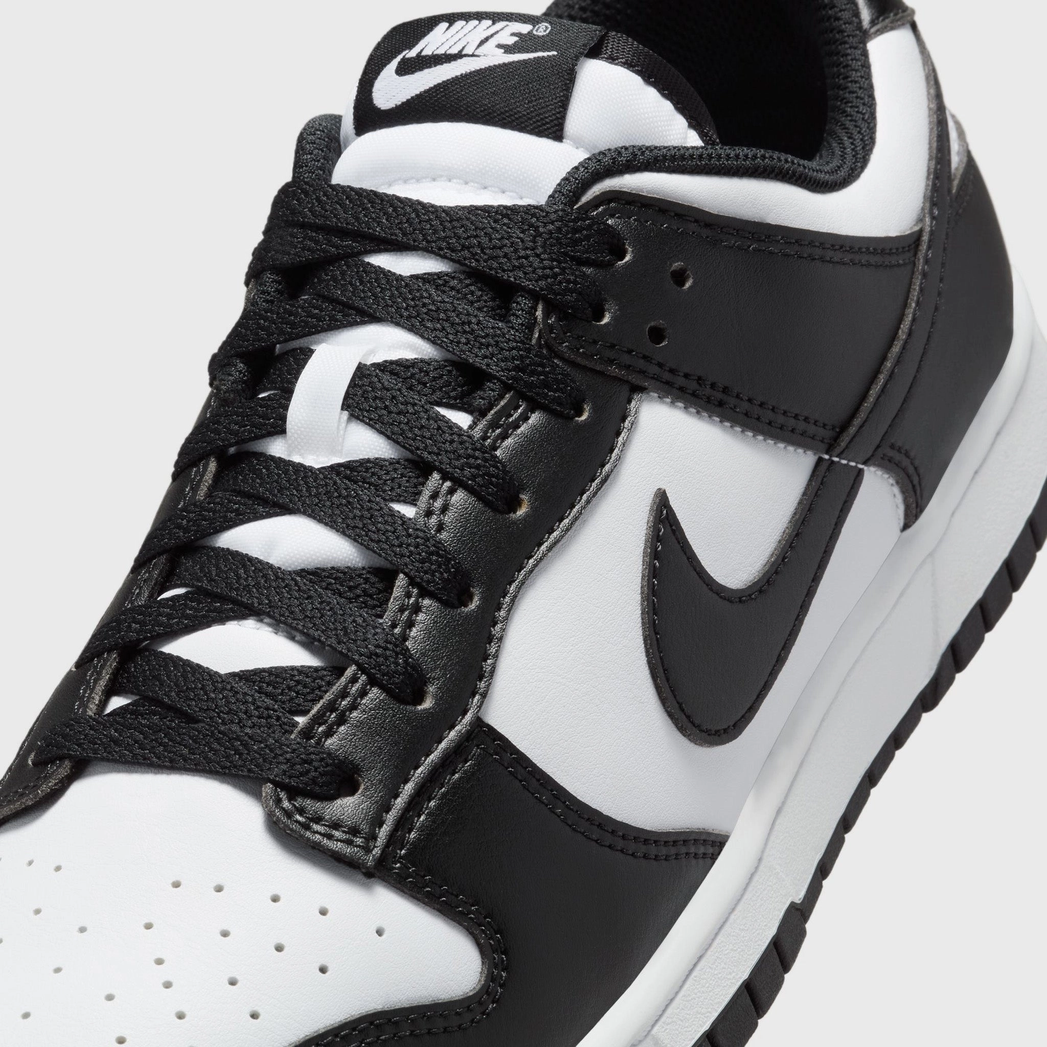 Nike Dunk Low Retro White / Black - White
