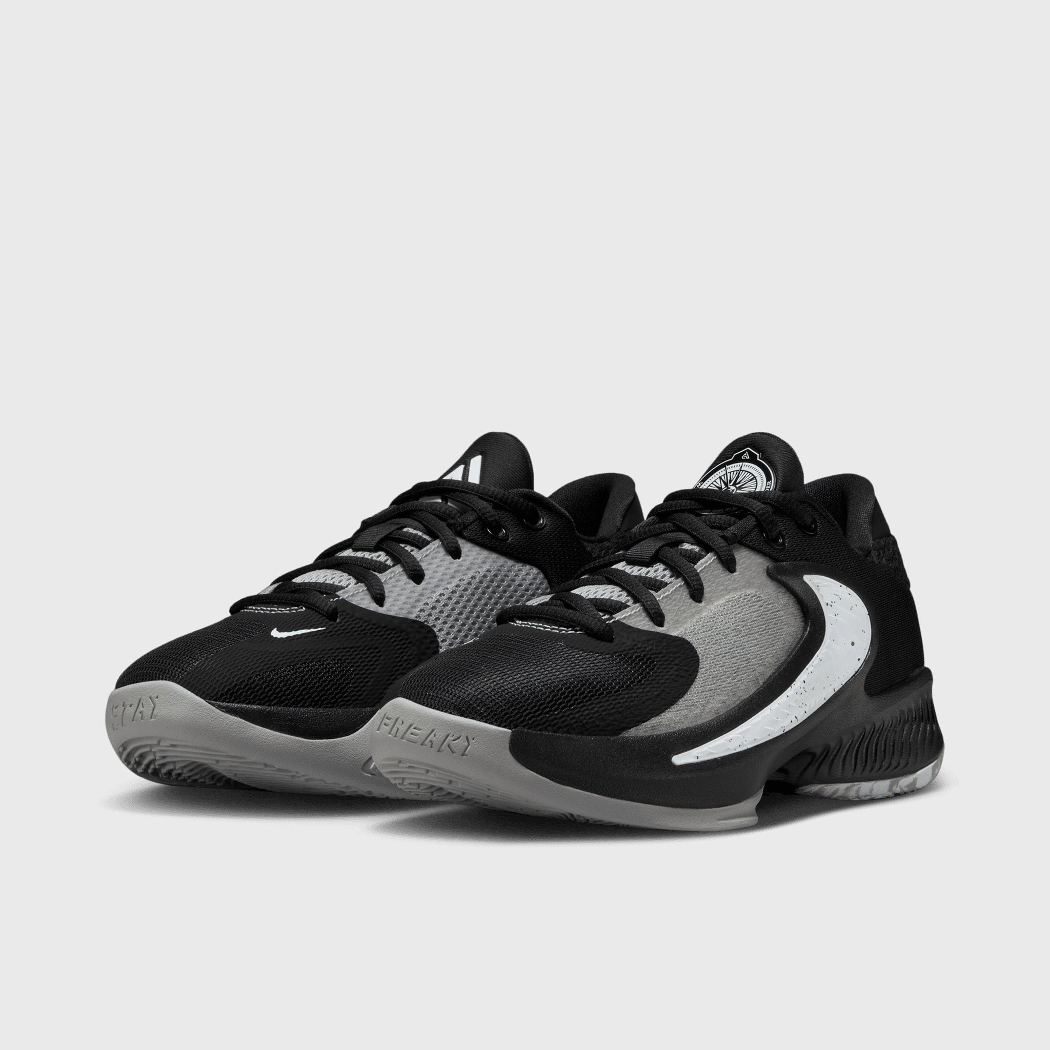 Nike Freak 4 GS Black / White - Light Smoke Grey