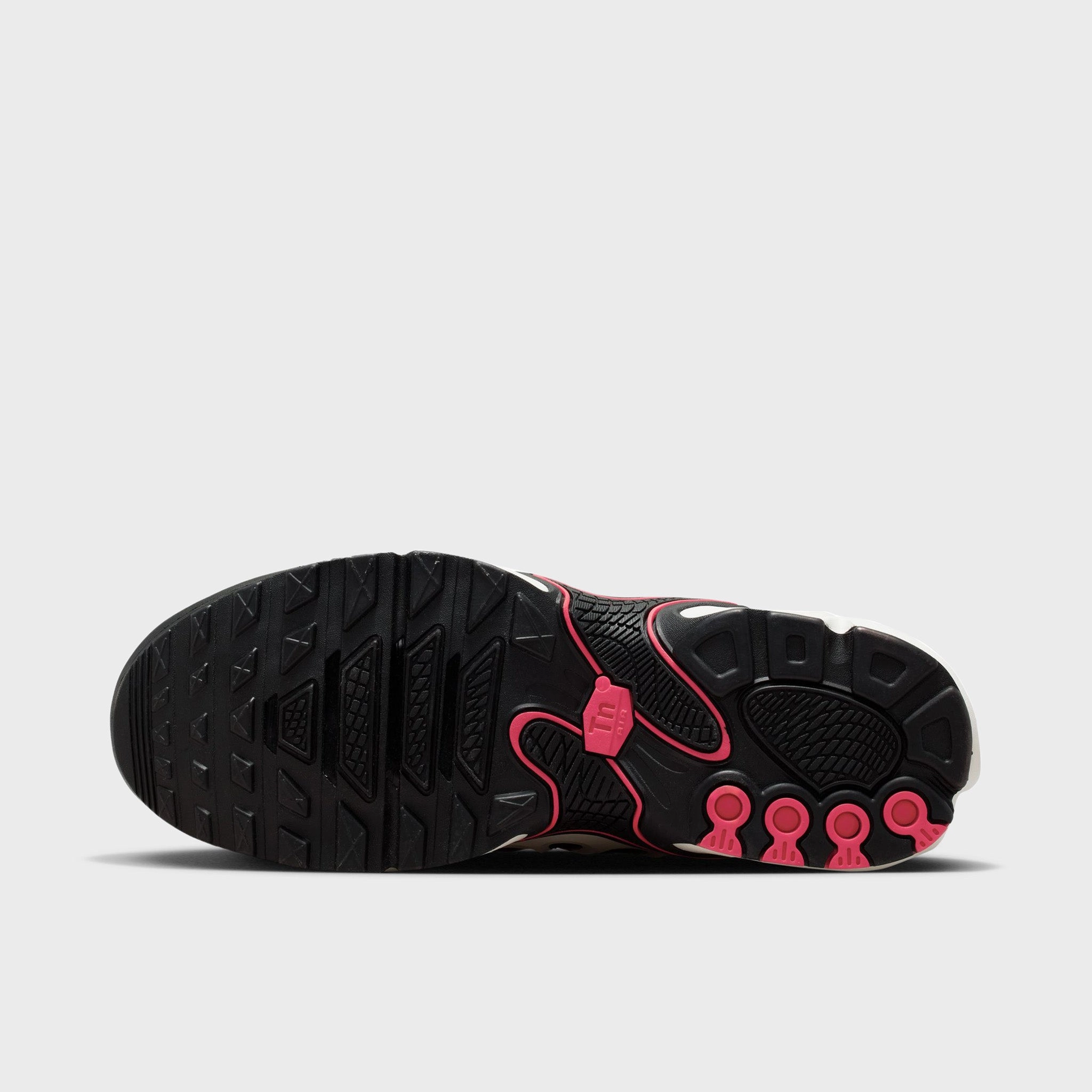 Nike Women's Air Max Plus Drift Phantom / Metallic Silver - Black
