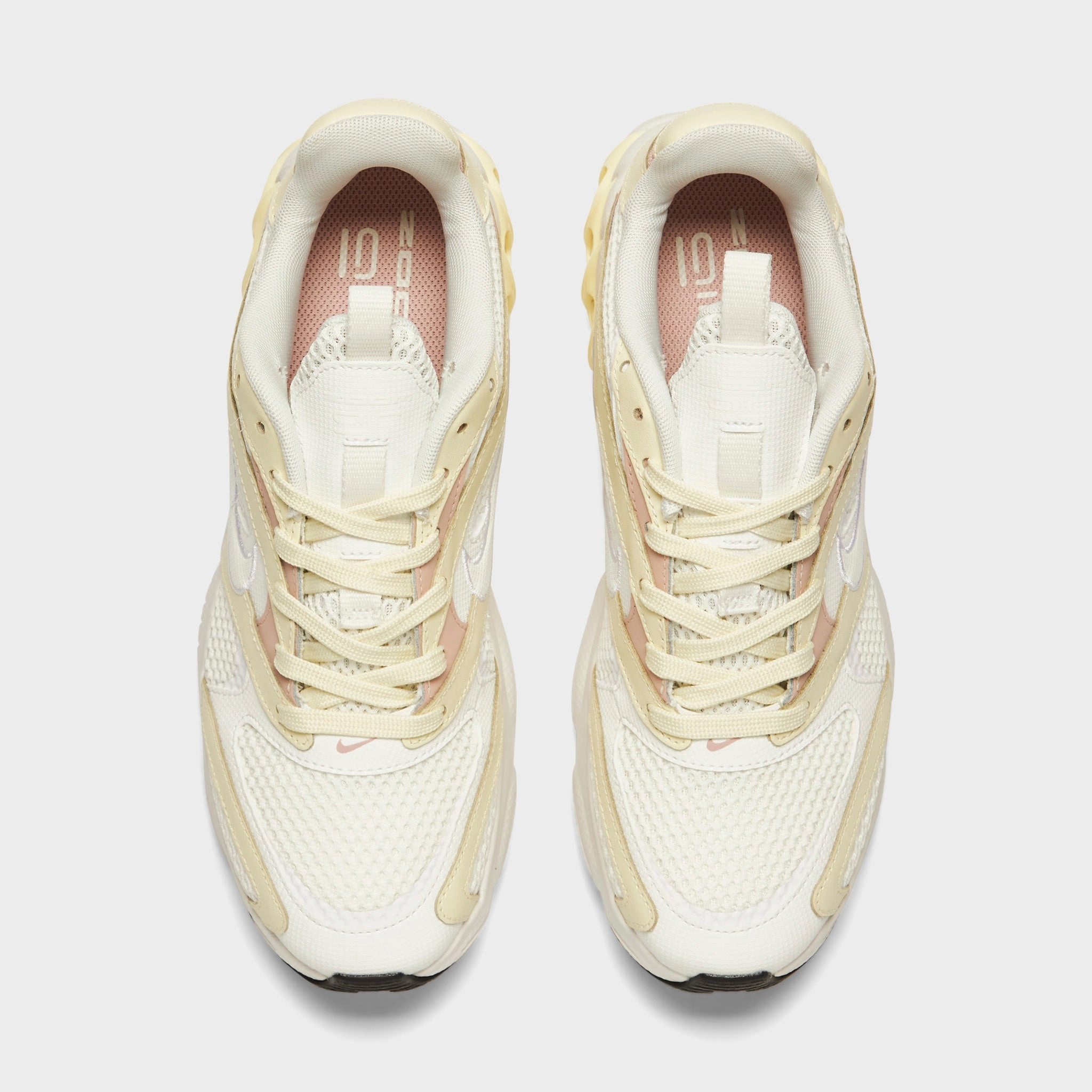 Nike Women's Zoom Air Fire Coconut Milk / Summit White - Pink Oxford