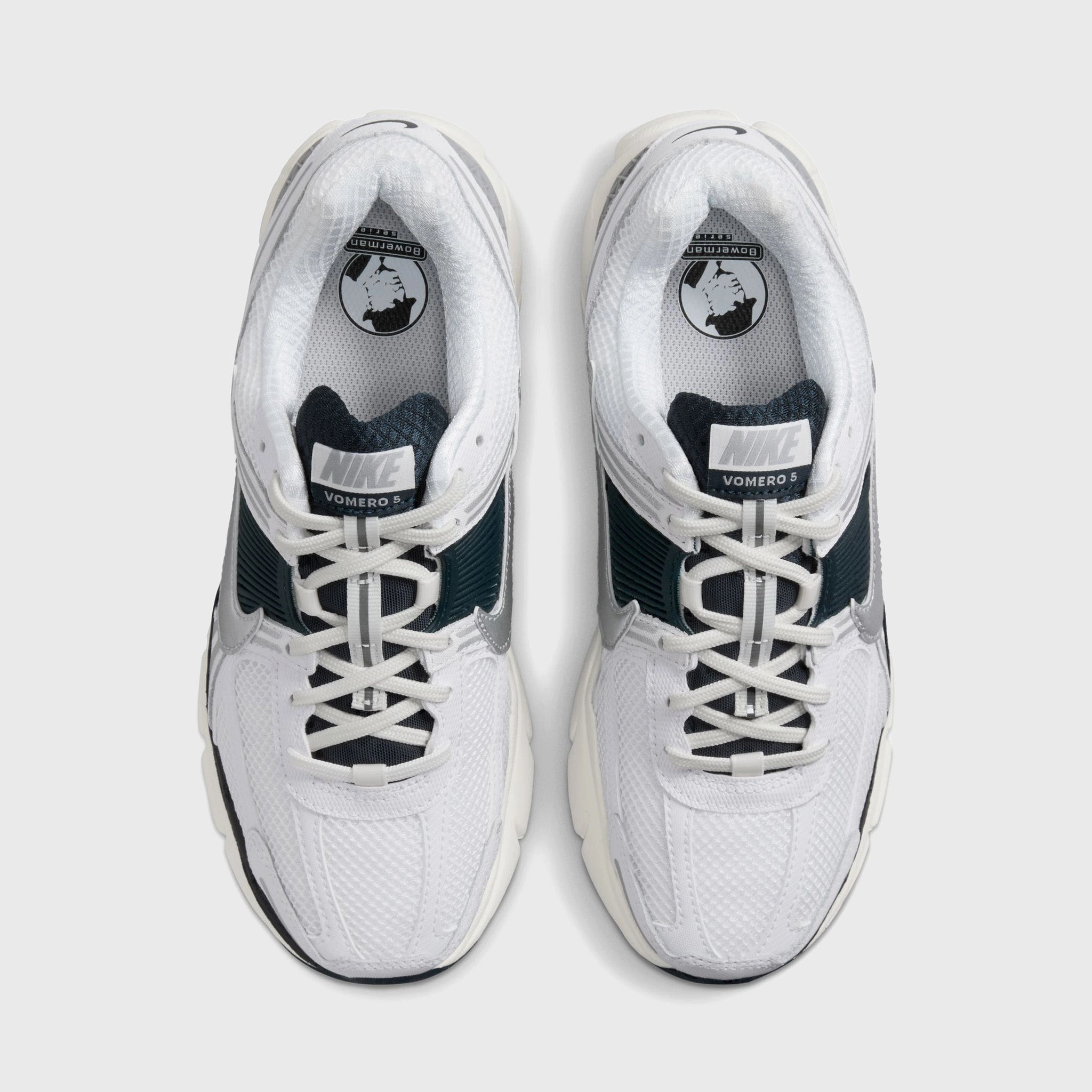 Nike Women's Zoom Vomero 5 White / Metallic Silver - Armory Navy