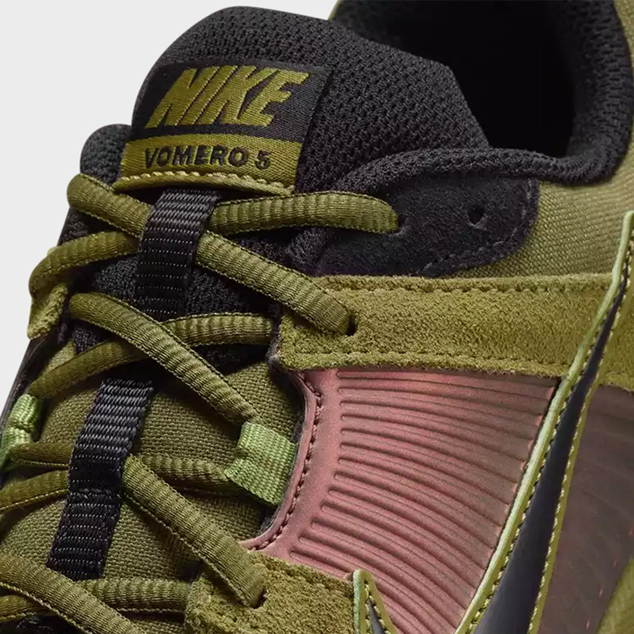 Nike Zoom Vomero 5 Pacific Moss / Black - Pear