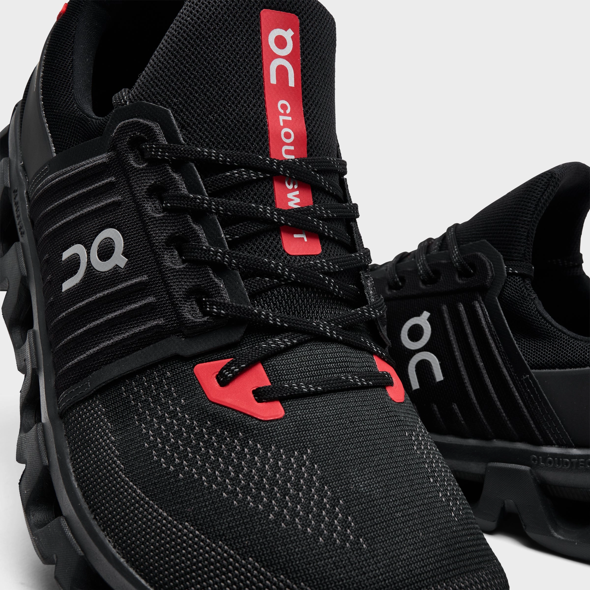 On Cloudswift 4 Black / Grey - Red