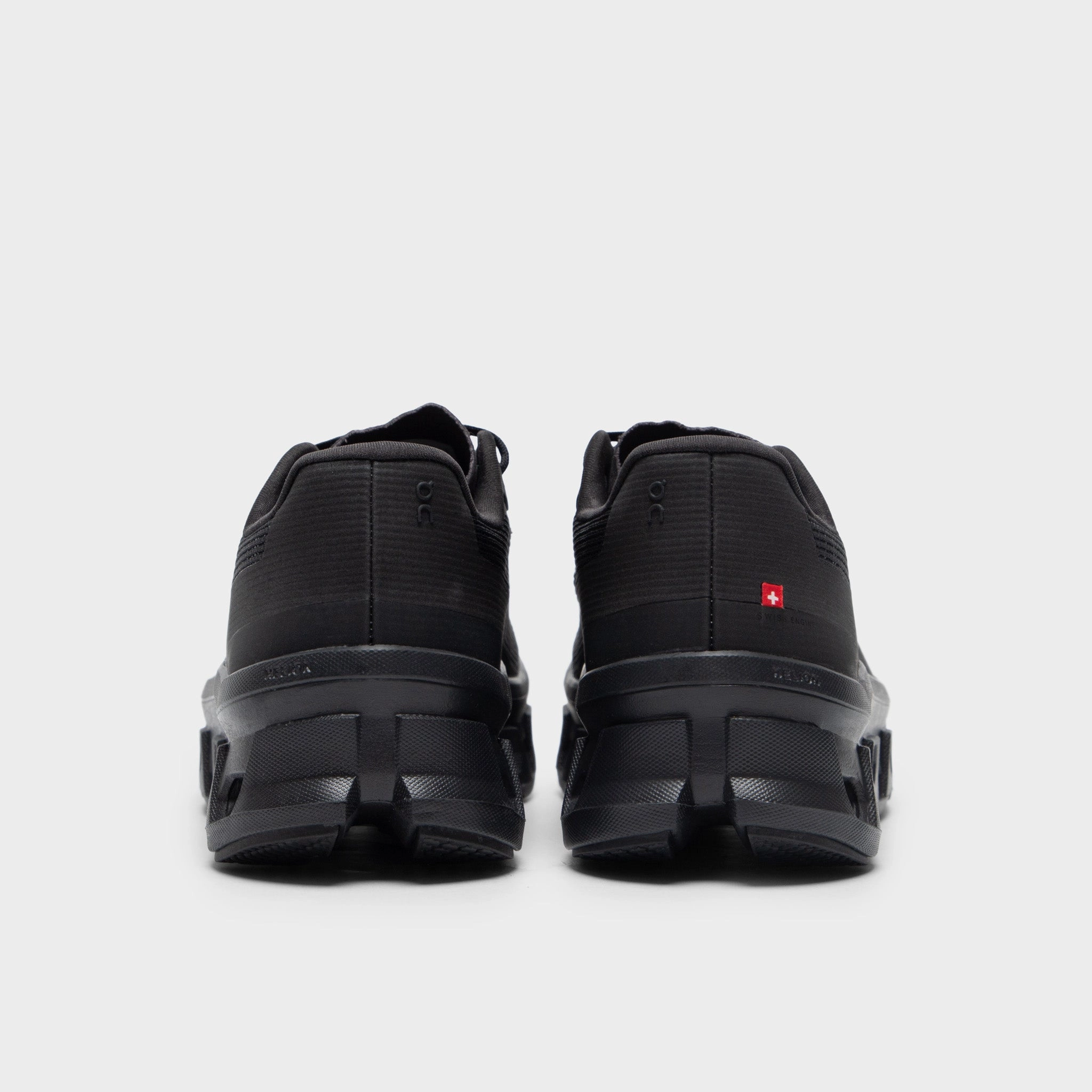 On Women's Monster Void Black / Black
