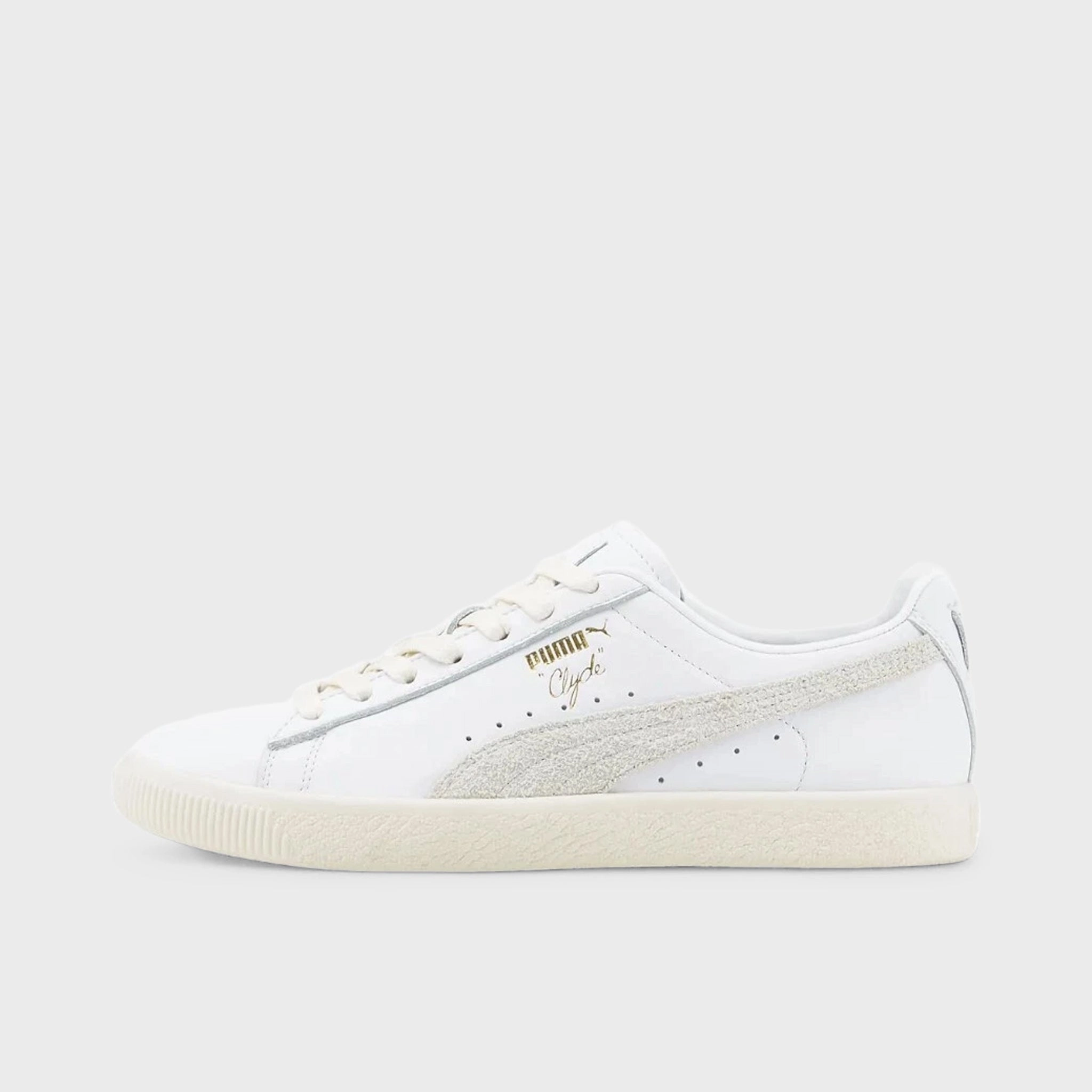 Puma Clyde Base / White