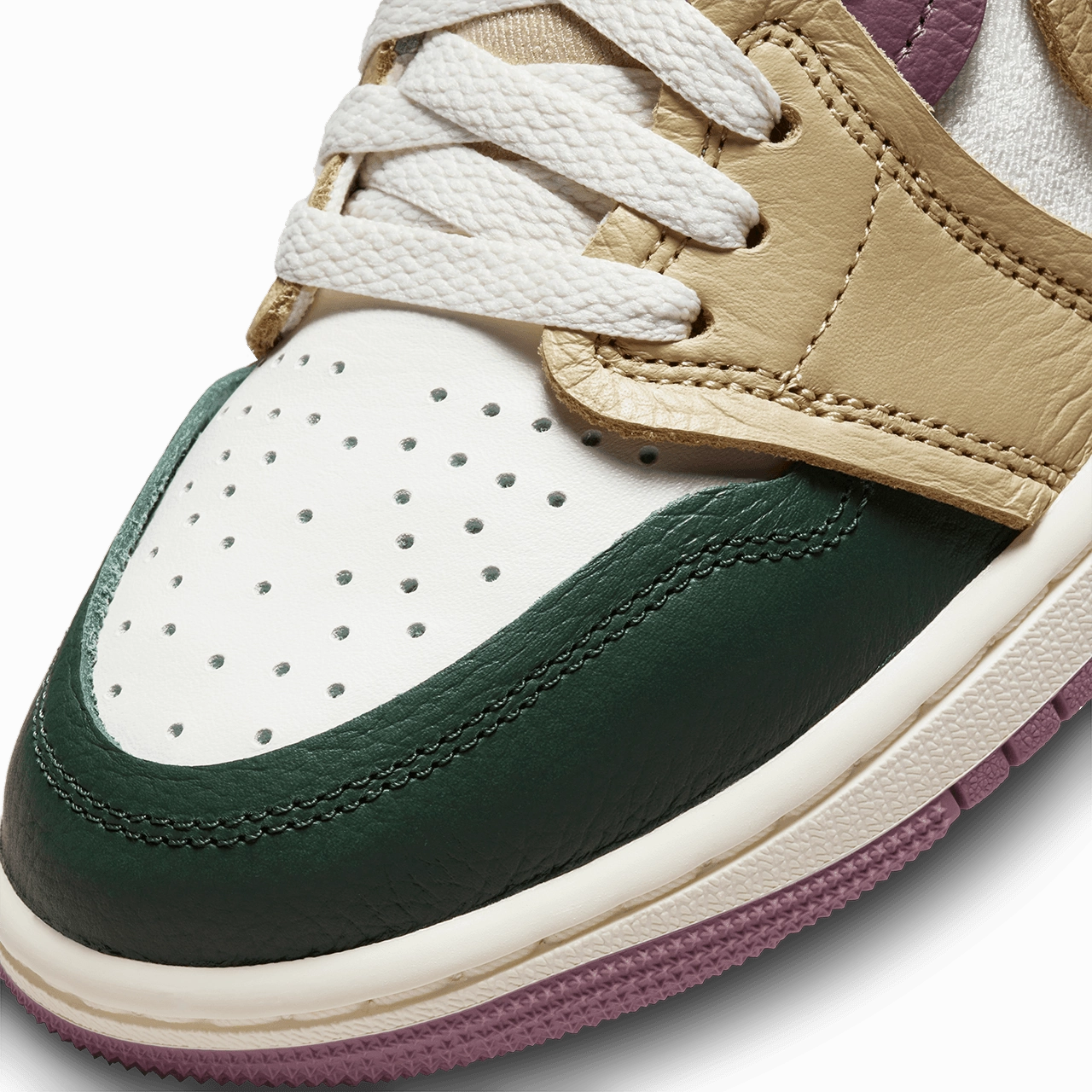 Wmns Air Jordan 1 MM High 'Galactic Jade'